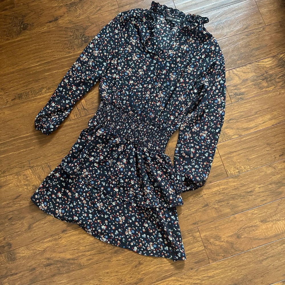 Design Lab Lord & Taylor Long Sleeve Dress in size Small